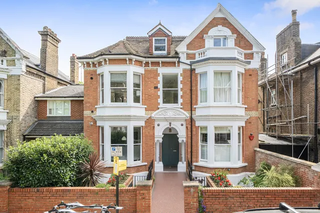 Woodchurch Road, London, NW6, photo 1