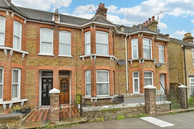 Park Road, Sittingbourne, ME10, photo 1
