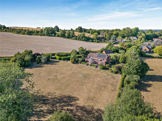 Fox's Lane, Kingsclere, RG20, photo 2