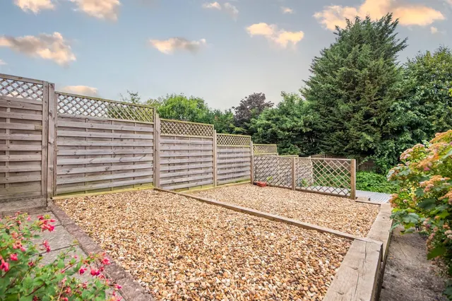 Northall Northampton, NN6, photo 2