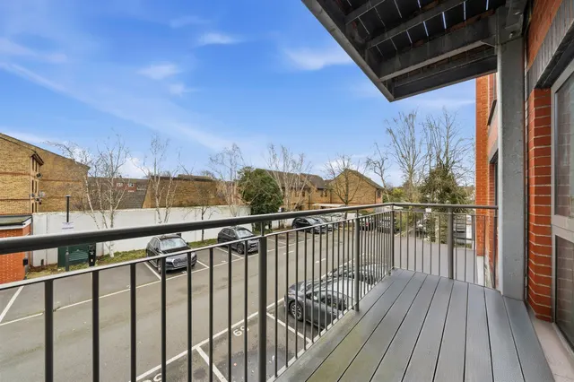Mill Green Road, Mitcham, photo 1