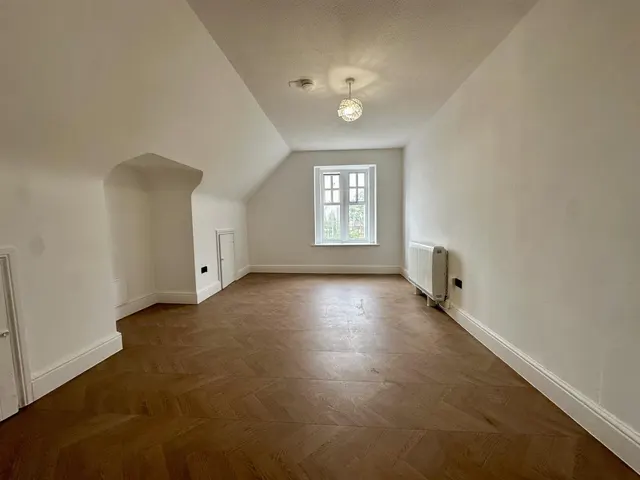 Marshfield Road, Chippenham, SN15, photo 2