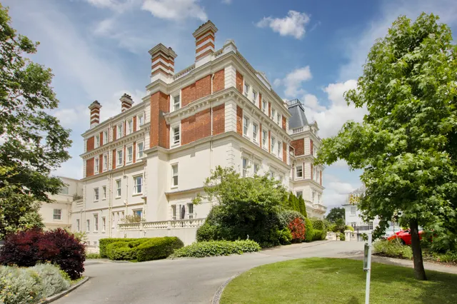 Molyneux Place, Tunbridge Wells, Kent, TN4 8DQ, photo 1