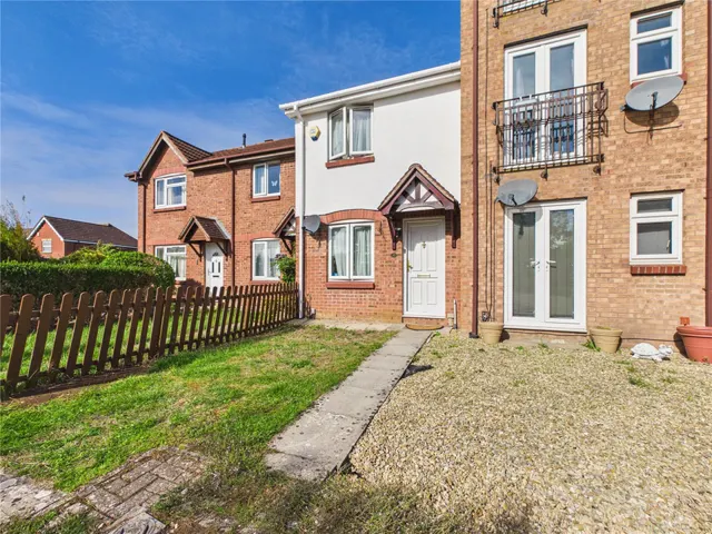Burden Close, Bradley Stoke, BS32, photo 1