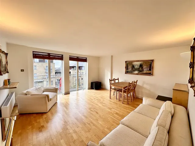 Photo 2 — Willow Court, Admiral Walk, London, W9 3UB