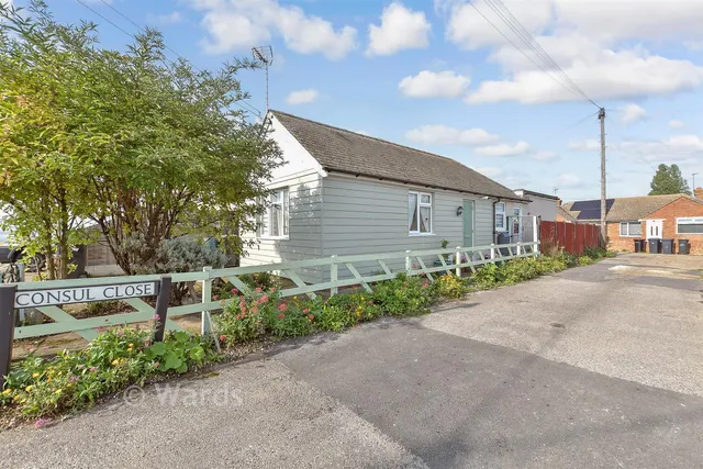 Bentley Avenue, Herne Bay, CT6, photo 1