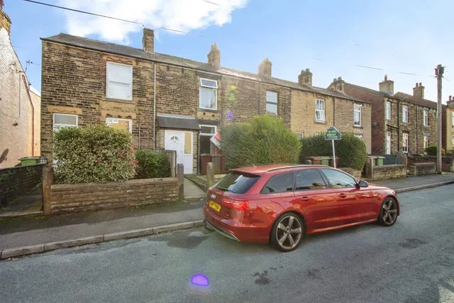 Springstone Avenue, Ossett, WF5, photo 1