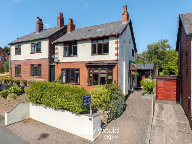 Barrs Road, Cradley Heath, B64, photo 1