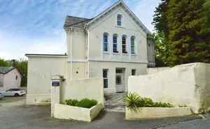 Hunters Moon, 500 Babbacombe Road, Torquay, Devon, TQ1