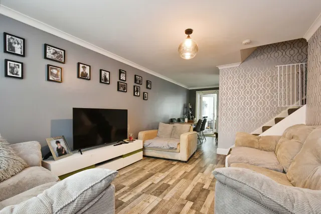 Photo 3 — Pen Y Gaer Cottages, Brynheulog, Llanelli