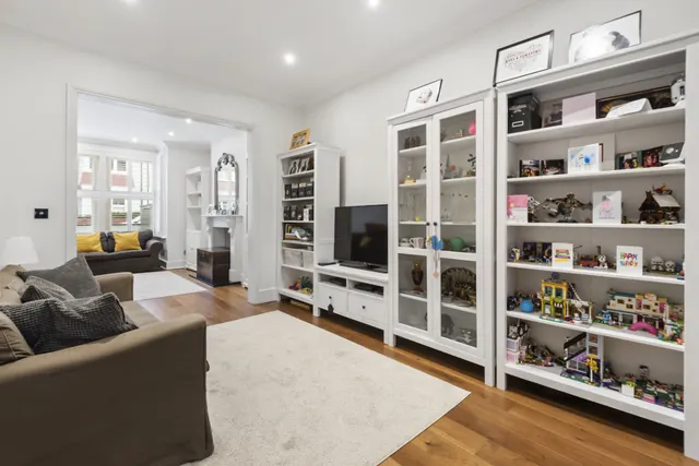 Mandrake Road, London, SW17, photo 3