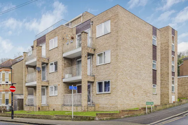 Bromley, BR1 1HT, photo 1