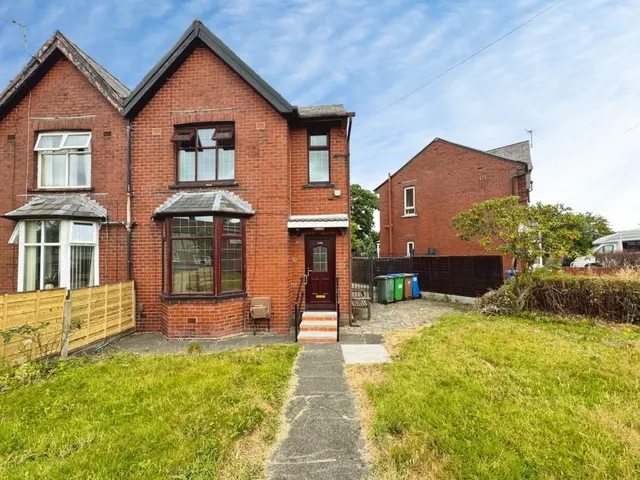 Albert Royds Street, Rochdale, Greater Manchester, photo 1