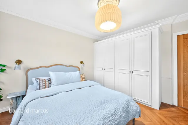 South Bank, Surbiton, KT6, photo 3