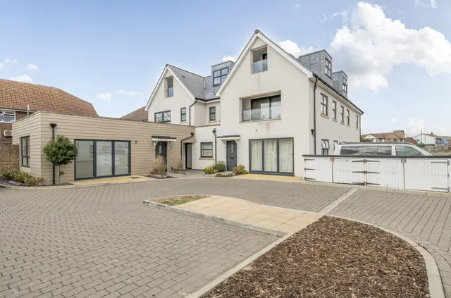 Stocks Lane, East Wittering, PO20, photo 2