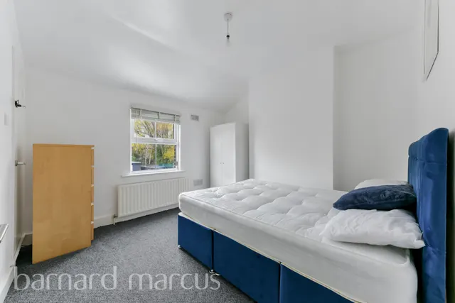 Beaumont Road, Chiswick, W4, photo 3