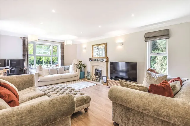 Lady Margaret Road, Sunningdale, SL5, photo 3