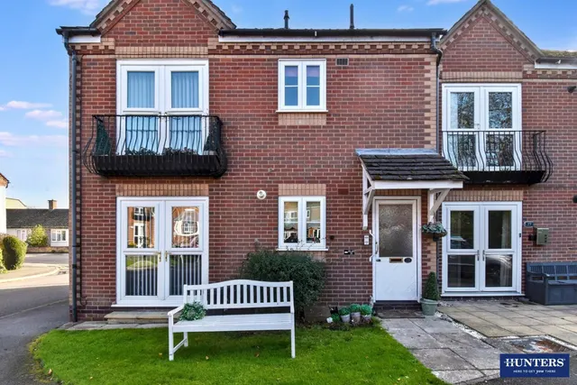 Long Street, Wigston, LE18, photo 1