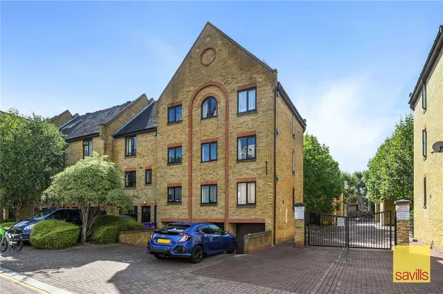 Kennet Street, Wapping, E1W, photo 1