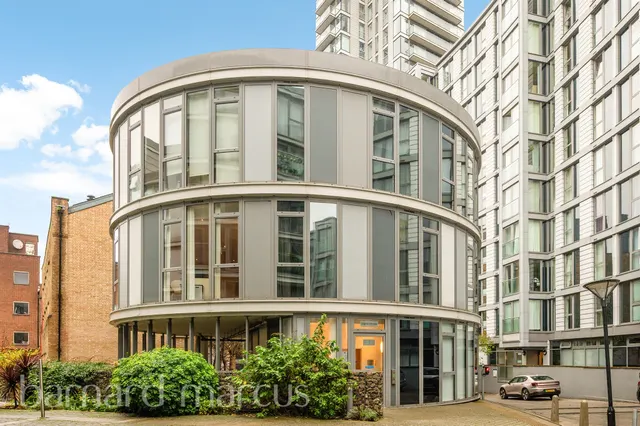 Photo 3 — Seager Place, London