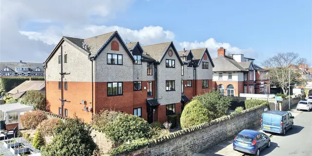 Queens Road, Hoylake, CH47, photo 1