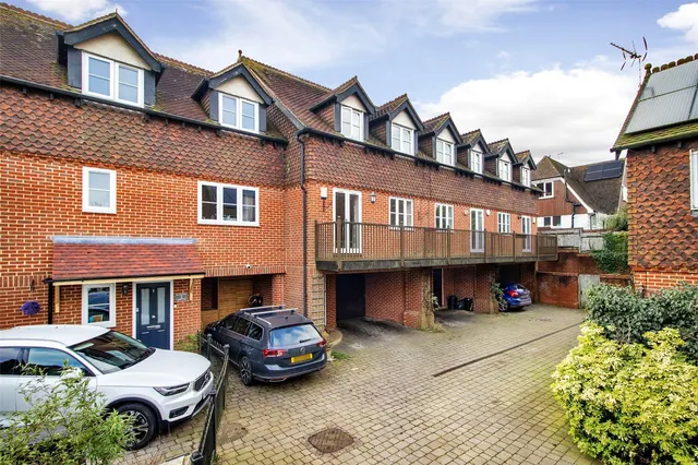 London Road, Westerham, TN16, photo 1