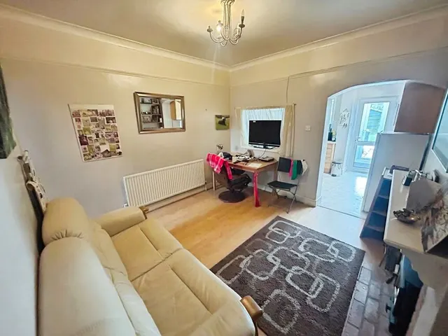 Photo 2 — Sileby Road, Barrow upon Soar, Leicestershire, LE12