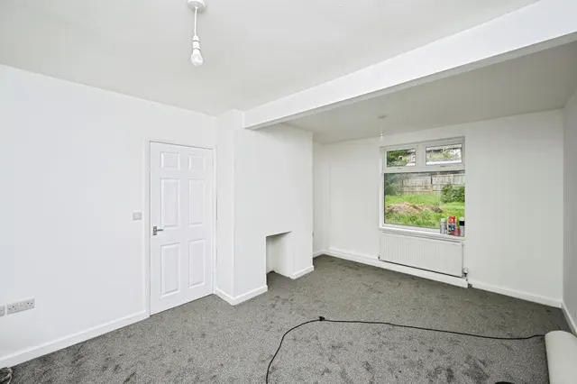 Devonshire Drive, Langwith, NG20, photo 3