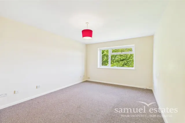 140 Selhurst Road, Selhurst, SE25 6NA, photo 1