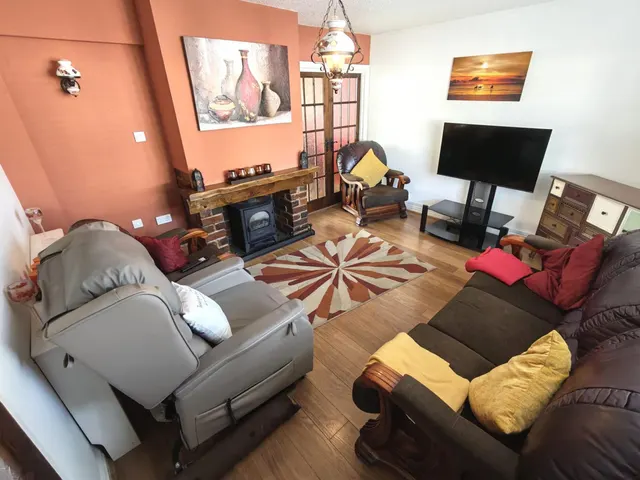 Cumberland Road, West Bromwich, B71, photo 2