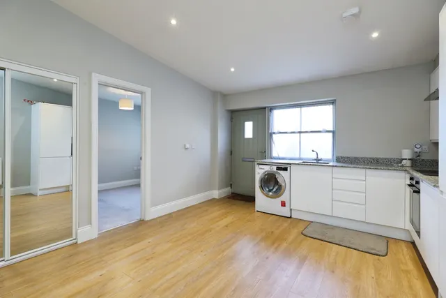 Nascot Street, Watford, WD17, photo 3