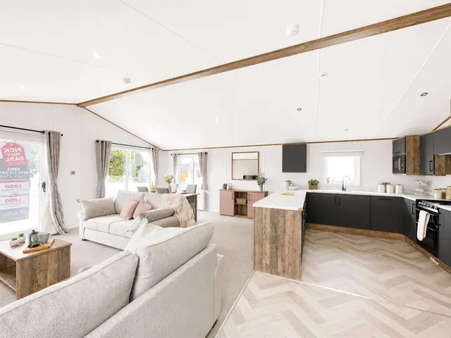 Photo 3 — Shottendane Road, Birchington, Kent, CT7 0HD