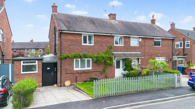 Ilex Avenue, Winwick, Warrington, Warrington, WA2 8LP, photo 1