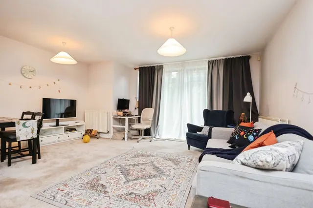 Woodbrooke Grove, Northfield, B31, photo 2