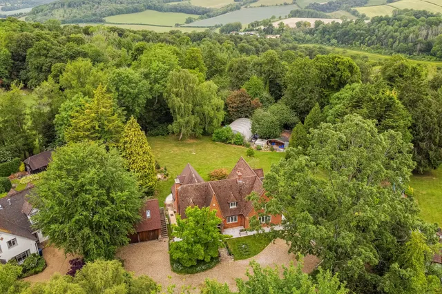 Photo 2 — Spurgrove Lane, Frieth, RG9