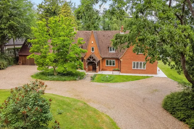Spurgrove Lane, Frieth, RG9, photo 1