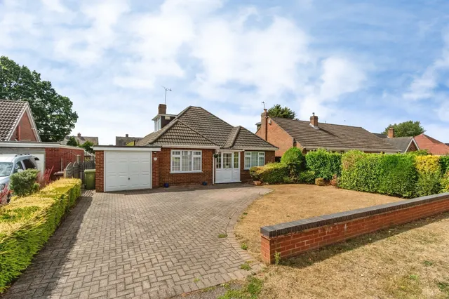 Longford Road, Cannock, photo 1