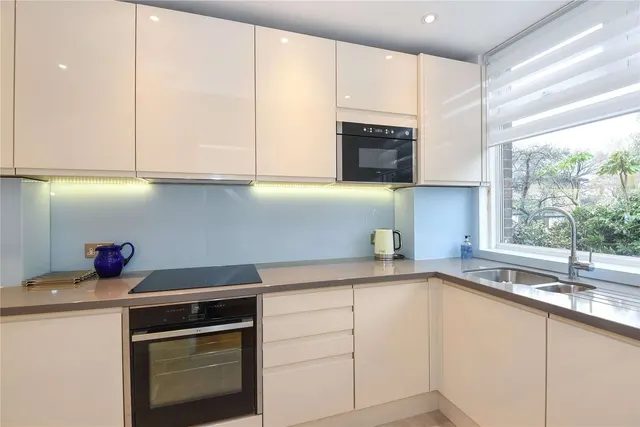 Winchelsea Close, Putney, SW15, photo 3