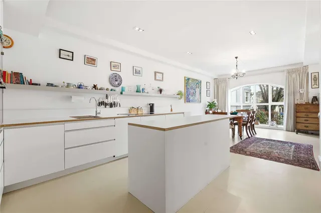 Photo 2 — Gloucester Avenue, Primrose Hill, London, NW1 7BB