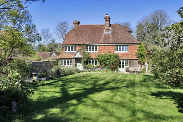 Photo 2 — Leggs Lane, Langton Green, Tunbridge Wells, Kent, TN3 0RH