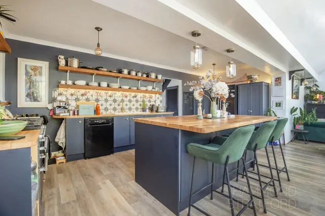 Harmer Crescent, Cringleford, photo 1