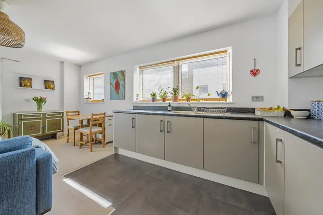 Sovereign Way, Tonbridge, TN9, photo 2