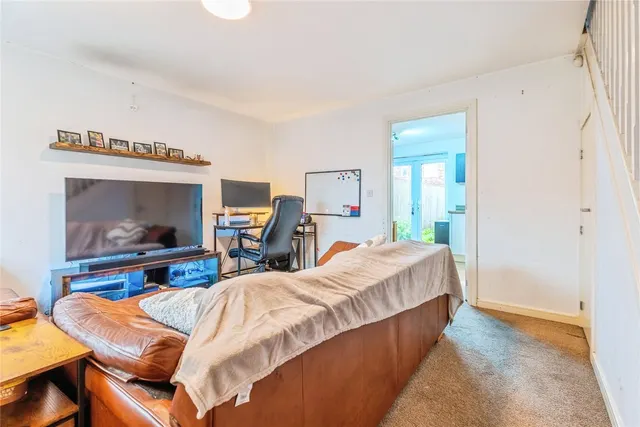 Hardys Drive, Radcliffe, M26, photo 3