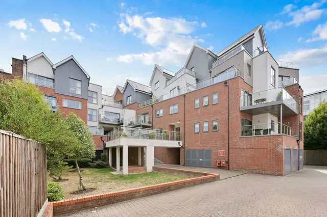 Bridgewater Terrace, Windsor, SL4, photo 2
