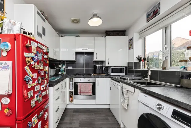 Woodville Way, Knottingley, WF11, photo 3