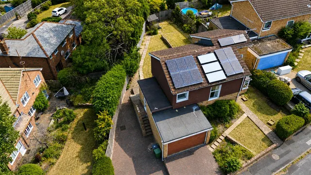 Balmoral Close, Alton, GU34, photo 1