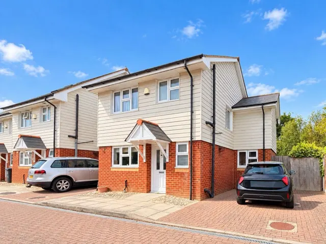 John Townsend Mews, Margate, CT9, photo 1