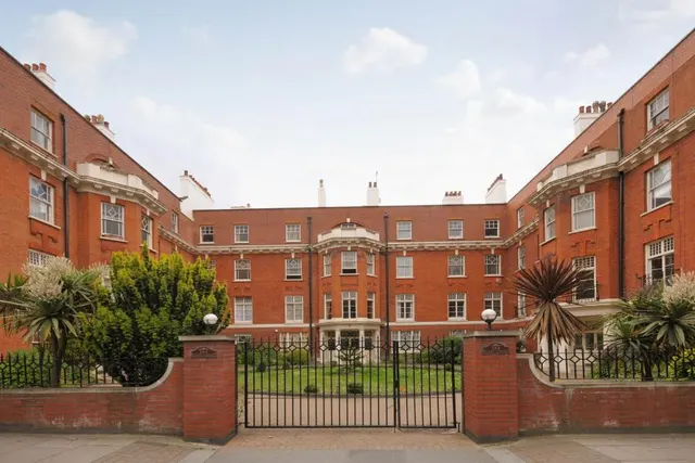 Elgin Avenue, London, W9 2NU, photo 1