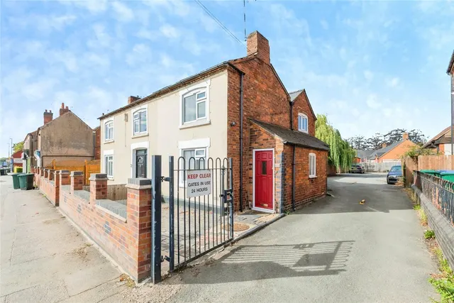 Longford Road, Longford, Coventry, West Midlands, CV6, photo 1
