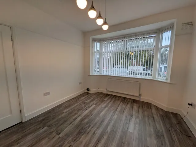 Bentham Drive, Childwall, L16, photo 3